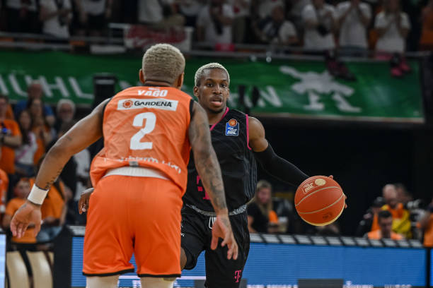 英超裁判的 英超裁判的