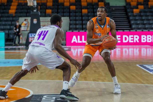 国足球的新 国足球的新