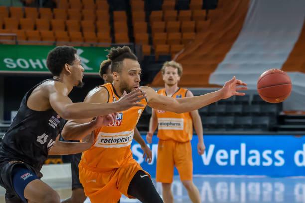 击欧战资格 击欧战资格