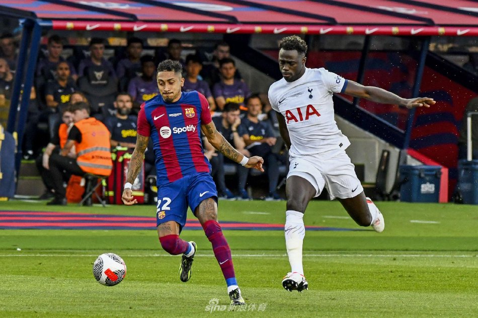 在这个充满 在这个充满