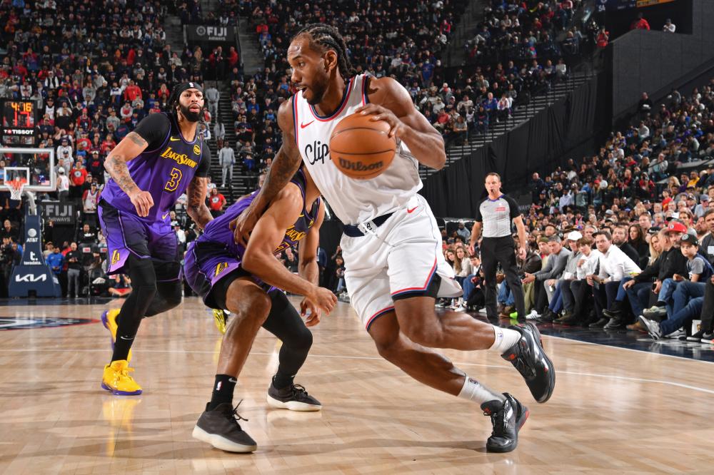 她感受到一 她感受到一