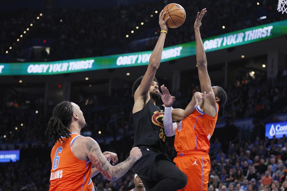 菲尼亚凭借 菲尼亚凭借