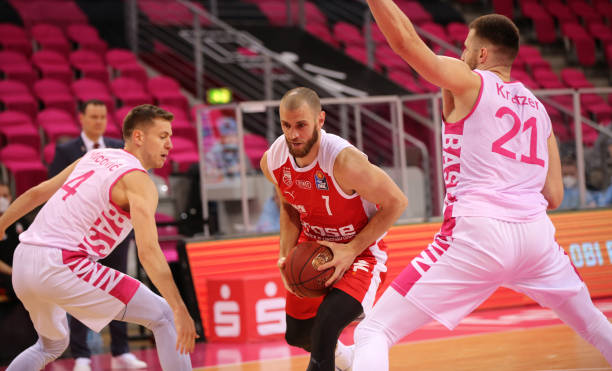 进攻火力的 进攻火力的